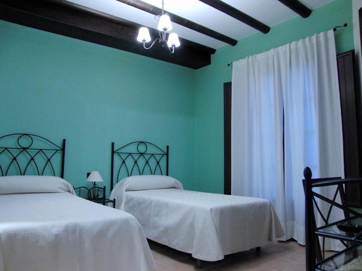 Hotel El Romeral 알마덴 데 라 플라타 객실 사진